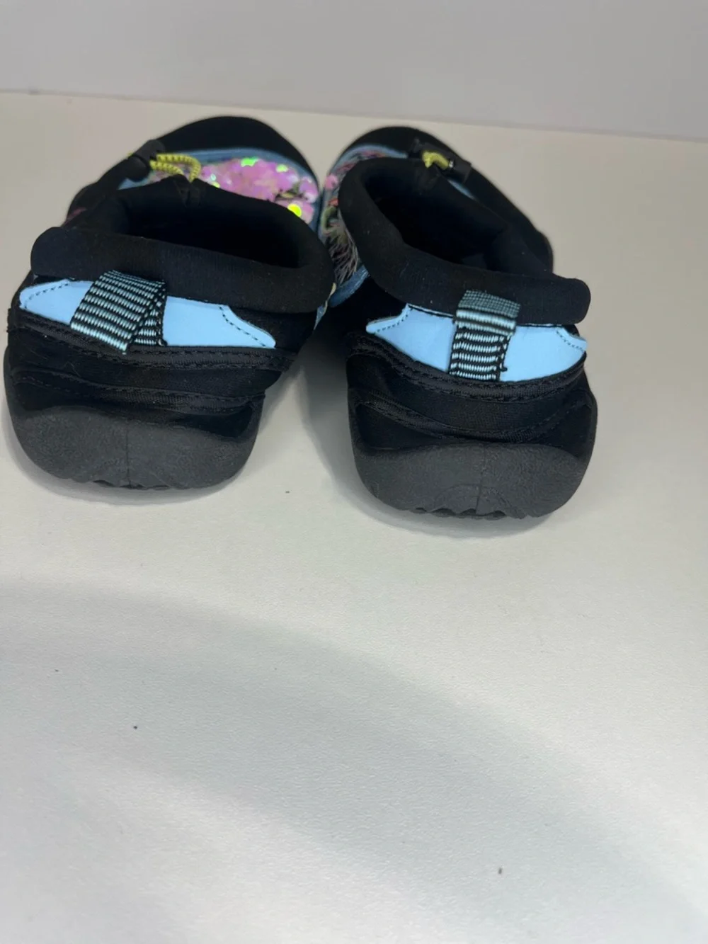 Body Glove Kids Mermaid Sequin Water Shoes - Black + Multicolor Girls size l